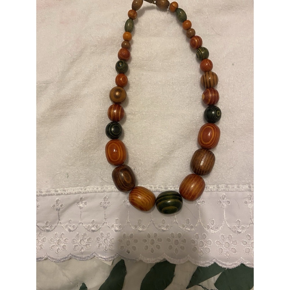 VTG Multicolored Wooden Graduated Beaded Necklace
